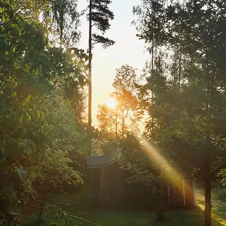Paratiisi Maan Paeaellae! Korospohja